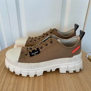 Palladium Women’s Brown Canvas Platform Sneakers